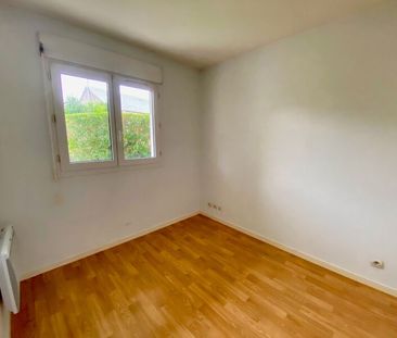 Location Appartement 2 pièces 42m² FLEURY LES AUBRAIS 45400 - Photo 4