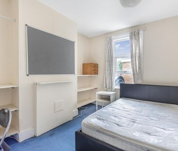 5 bedroom terraced house to rent - Photo 2