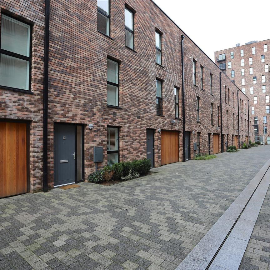 Lockgate Mews, New Islington, M4 - Photo 1