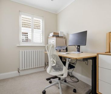 3 bedroom semi-detached house to rent - Photo 5