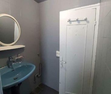 Location Appartement 3 pièces 53m² CLICHY SOUS BOIS 93390 - Photo 3