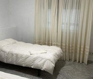 2 bedroom luxury Flat for rent in Puerto Banus, Spain - Photo 5