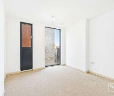 Alpine Road, London, NW9 - Photo 5