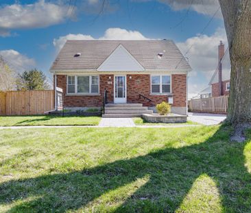 For Lease - 173 Warren Avenue Unit# Upper Level, Oshawa, Ontario - Photo 5