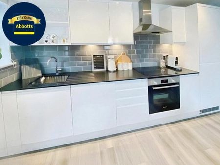 Lynmouth Avenue,Moulsham - CM2 - Photo 4