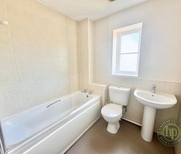 2 bedroom end of terrace house to rent - Photo 5