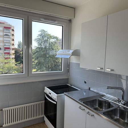 Bel appartement de 3 pièces au 5ème étage - Photo 3