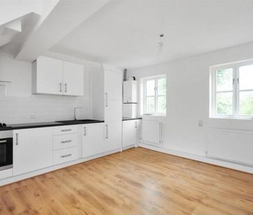 2 Bed Flat, Demesne Road, SM6 - Photo 4
