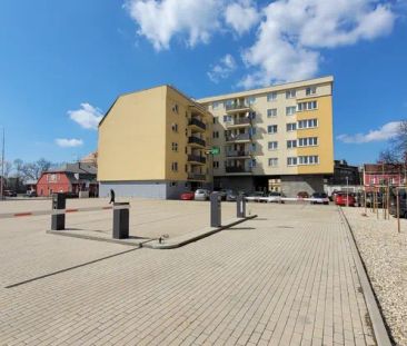 Byt 2+kk s balkonem v cihlovém domě, vybavený - Photo 3