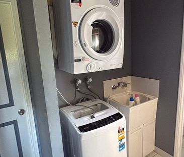 Cairns North - Photo 2