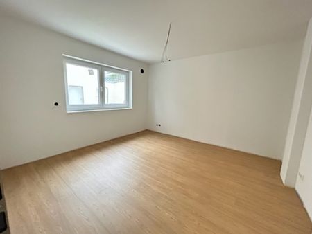 NEUBAU-Erstbezug Luxus-4,5 Zimmer Wohnung mit Balkon - Photo 2