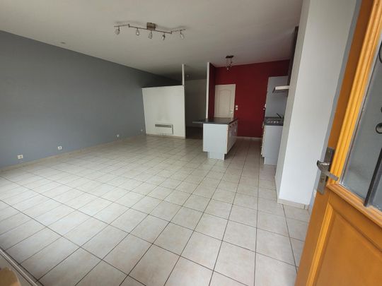 Location Appartement 2 pièces 45m² CARVIN 62220 - Photo 1