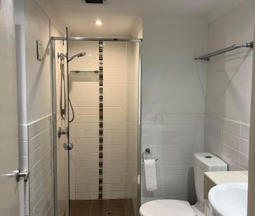 2/13 Fortitude Street, Auchenflower - Photo 5