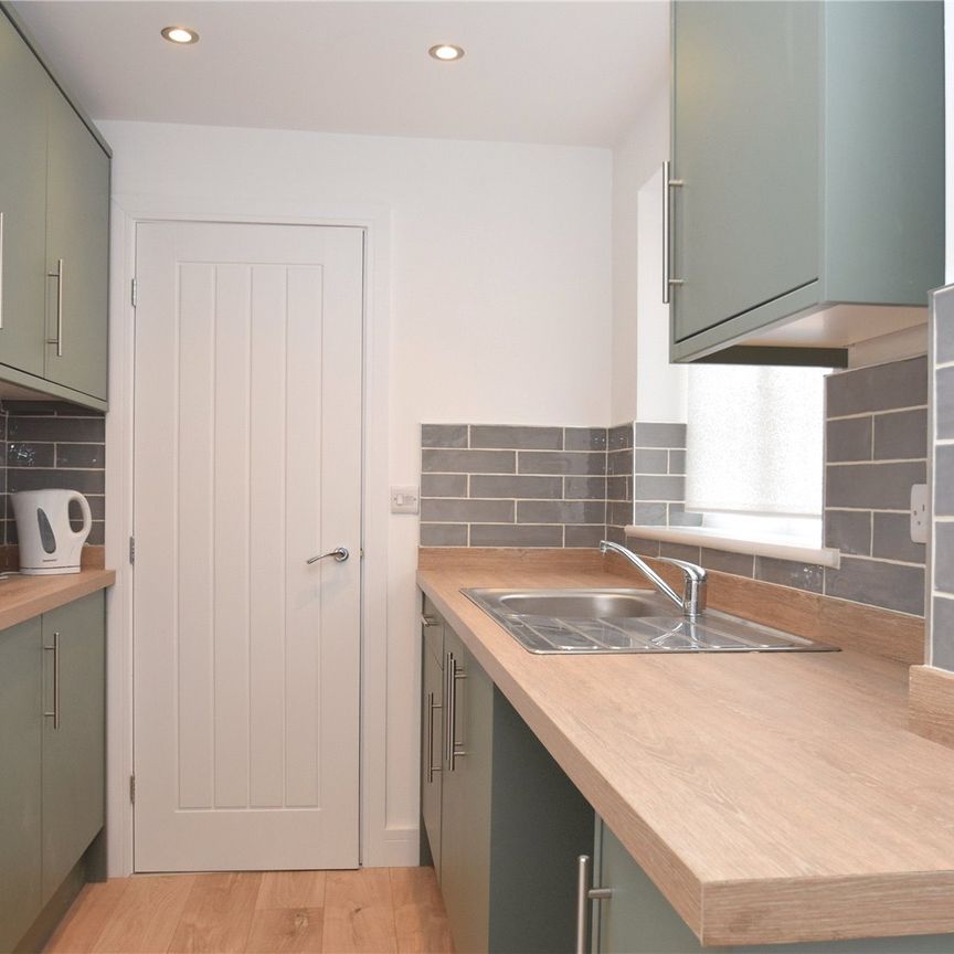 4 bed terraced house to rent in Clark Street, Scarborough, YO12 - Photo 1