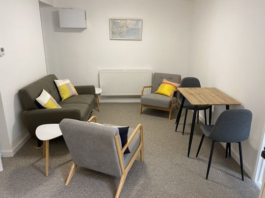 Wellington Terrace, Falmouth - Photo 1