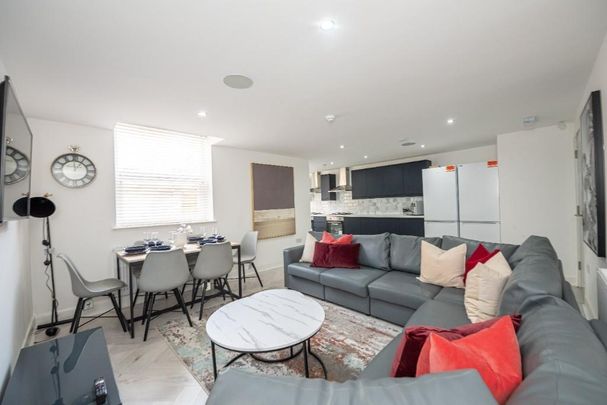 7 bedroom house to rent - Photo 1