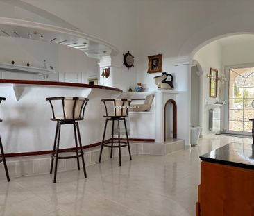 Luxury Villa in Muchamiel, for rent - Photo 1