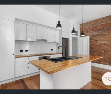 Executive Home In A Great Location - Photo 4