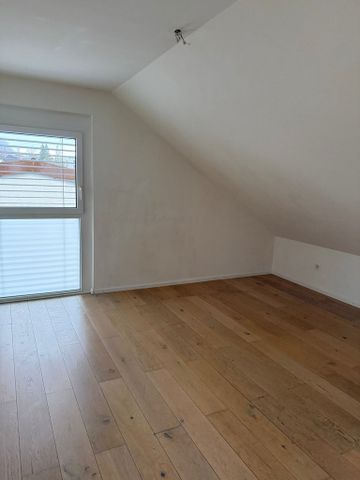Wohnen am Bach - in einer tollen, modernen 3.5- Zimmer-Dachwohnung - Photo 5