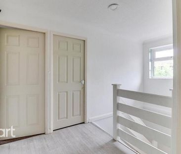 4 bedroom detached house to rent - Photo 1