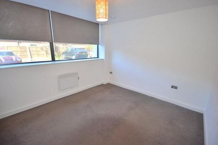 2 Bedroom Apartment To Let - Photo 3