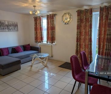 1 bedroom in a house share to rent - Photo 1