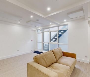 Studio to rent - Photo 5