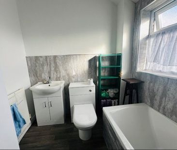 Pembroke Dock, Pembroke Dock, SA72 - Photo 5