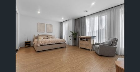 Stunning Contemporary Family Home in Wollert’s Premier Location - Photo 4