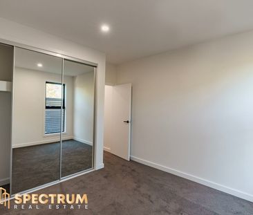 Brand New Townhouse in Mitcham - Photo 4