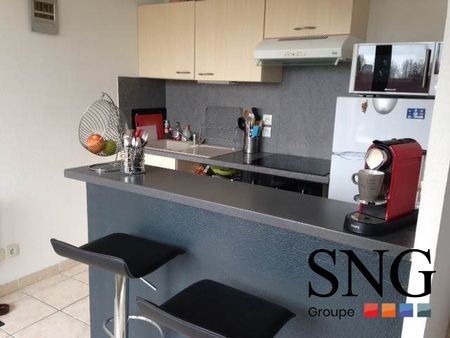 T2 AVEC BALCON ET PARKING - Photo 4