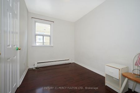 For Lease - 2961 Lawrence Avenue, Toronto, Ontario - Photo 4