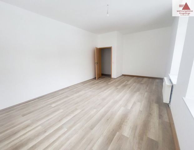 1. Monatskaltmiete geschenkt!! Geräumige 3-Raum-Familienwohnung im Grünen - Zschopau! - Foto 1