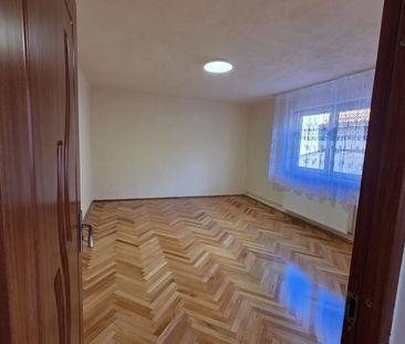 CASA DE ÎNCHIRIAT 3 CAMERE IDEALA PENTRU SEDIU FIRMA SAU LOCUINTA - Photo 3