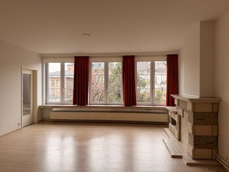 Ruim appartement te huur met 2 slaapkamers op een TOPlocatie te Lier! - Photo 2
