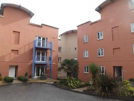 Millennium Apartments, Penryn, TR10 - Photo 3