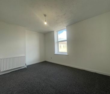 Spring Street, Rishton, Blackburn - Photo 3