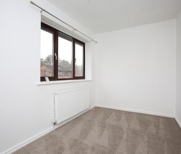 2 bedroom semi-detached house to rent - Photo 3