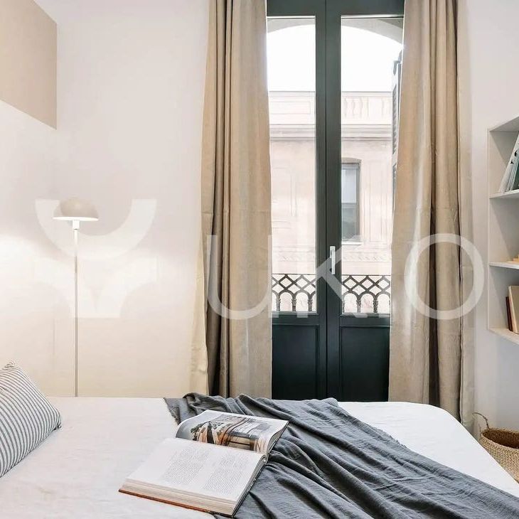 Barcelona Capital, Catalonia 08003 - Photo 1