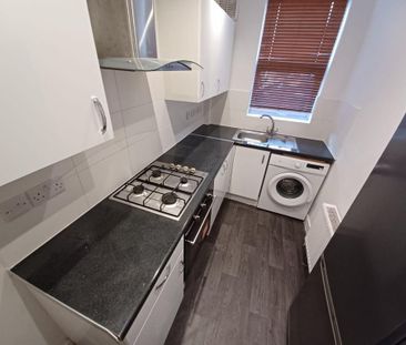 3 bedroom house to rent - Photo 2