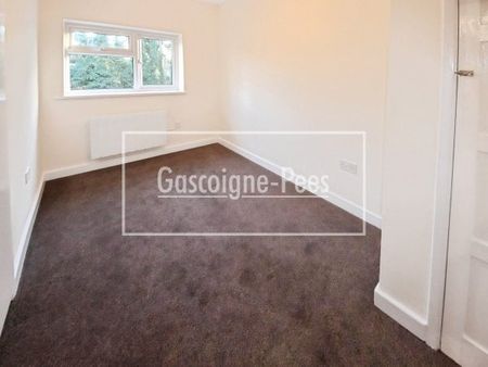 Southway, Guildford - Photo 4