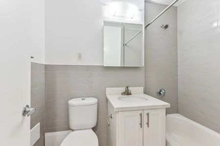 Heath Estates A — 1 Bedroom - Photo 5