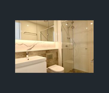 Luxurious 3 Bedroom Apartment in Melbourne Grand - Photo 5