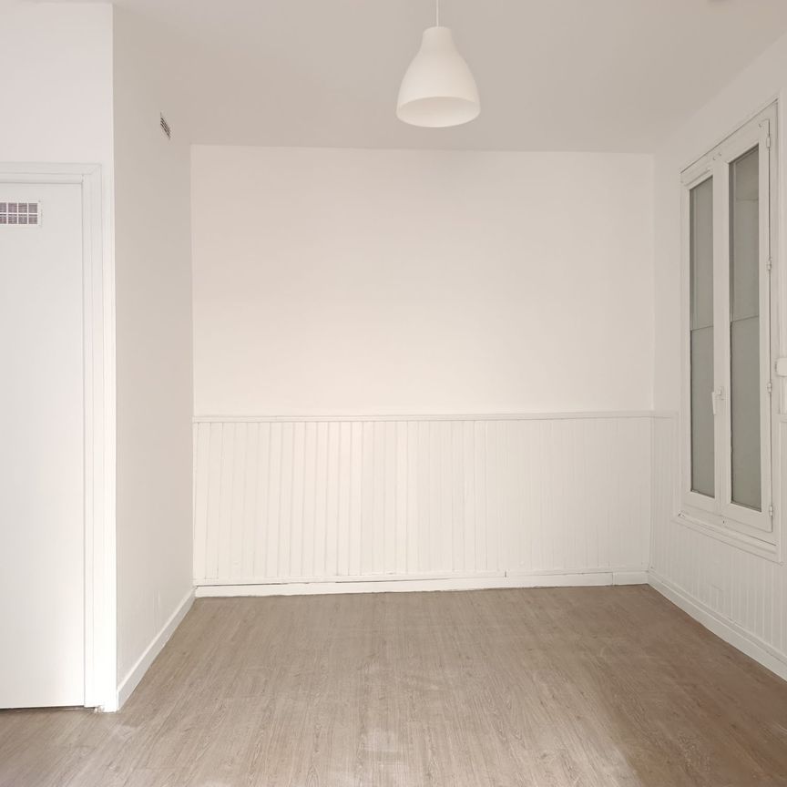 Location Appartement 1 pièce 17m² NARBONNE 11100 - Photo 1