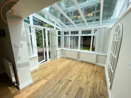 3 bedroom flat to rent - Photo 3