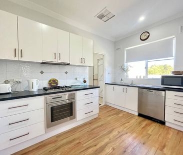 Ray White Parkes - Photo 5