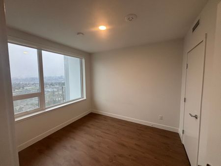 Top Floor Condo at Holland 2 - Photo 2