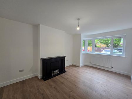 Meadowview Road, London SE6 - Photo 2