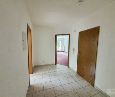 Stadtzentrale EG-Wohnung im Grünen, 3 Zimmer, großer Balkon - Photo 1