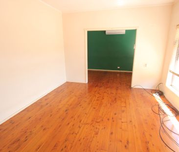 Walking Distance to Warwick Farm Station - Photo 1